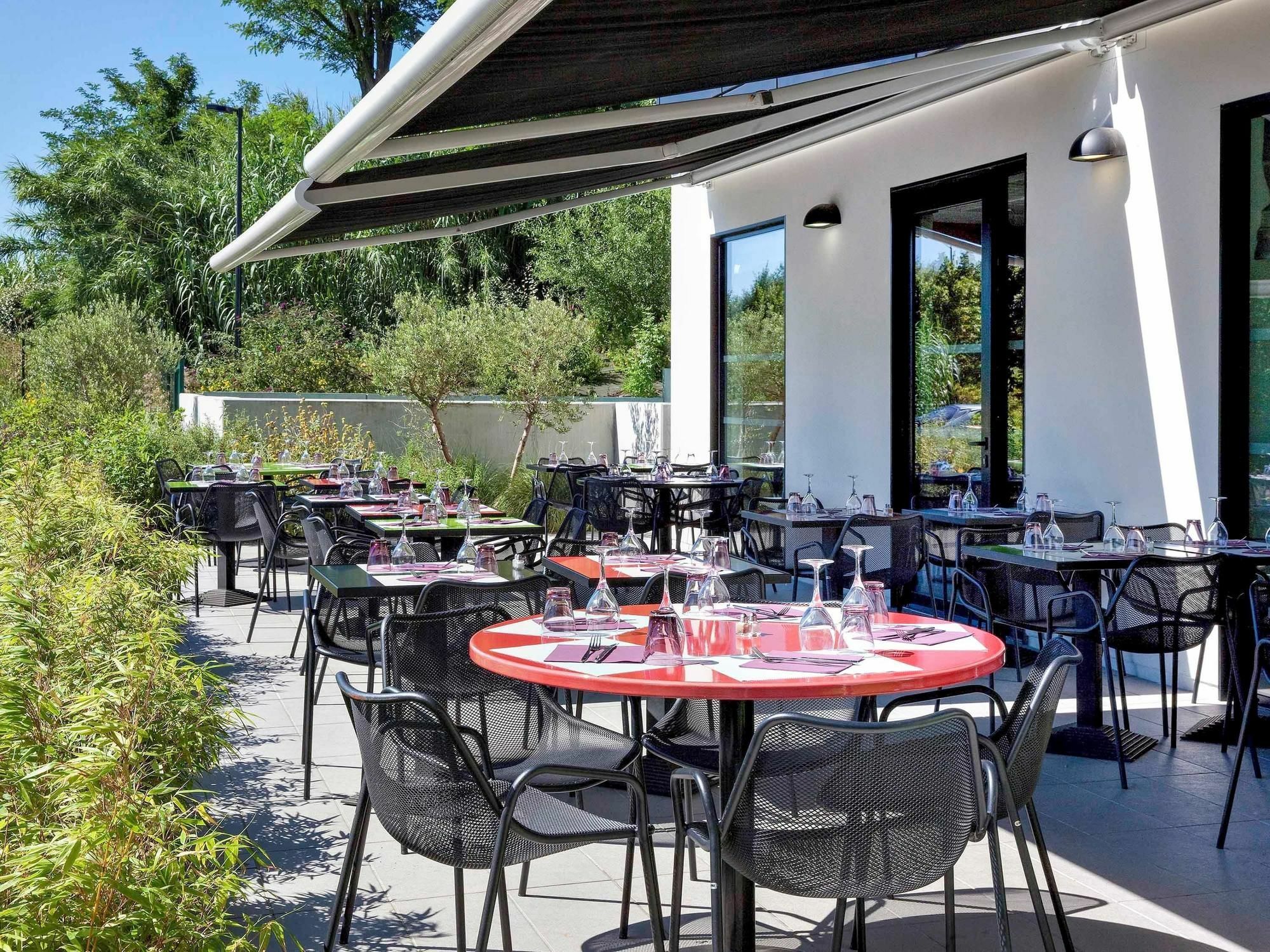Ibis Styles Toulouse Cite Espace Exterior photo